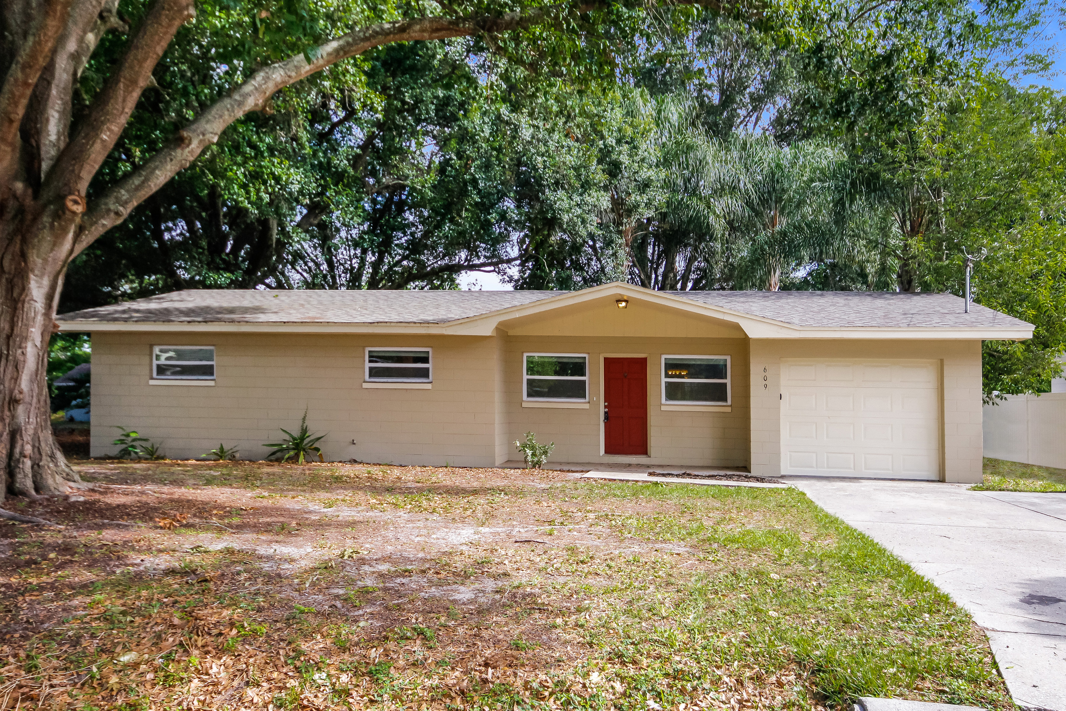 609 Marianna Rd Auburndale, FL 33823